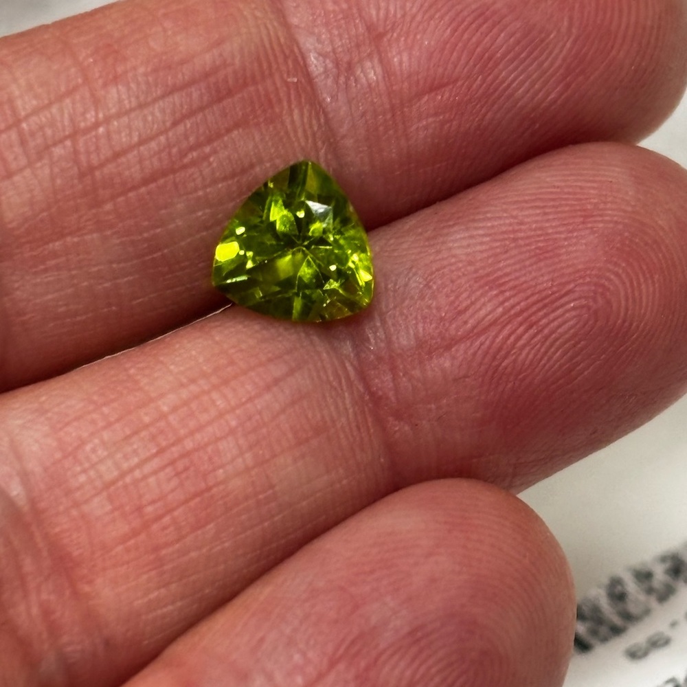 1.40 CT-8x8-Chinese Peridot